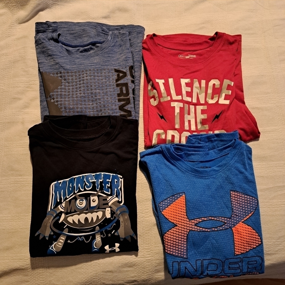 Under Armour boys YLG bundle of 4 shorts sleeved shirts